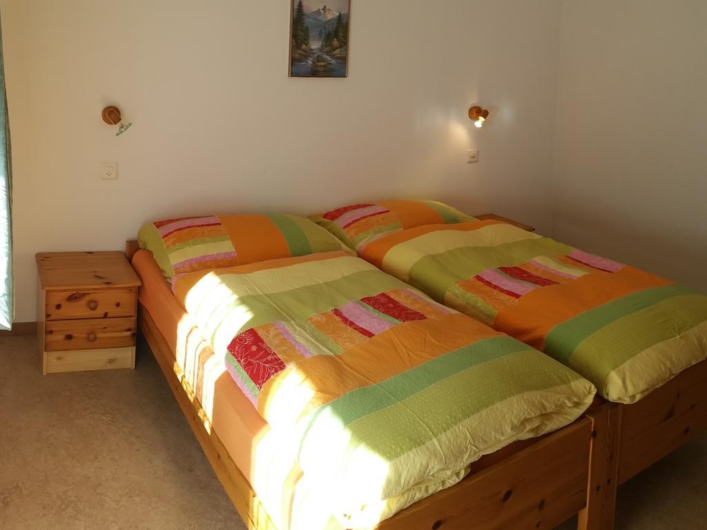 Ferienhaus Antigua Saas-Grund Oda fotoğraf